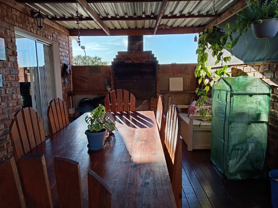 3 Bedroom Property for Sale in Strelitzia Park Eastern Cape